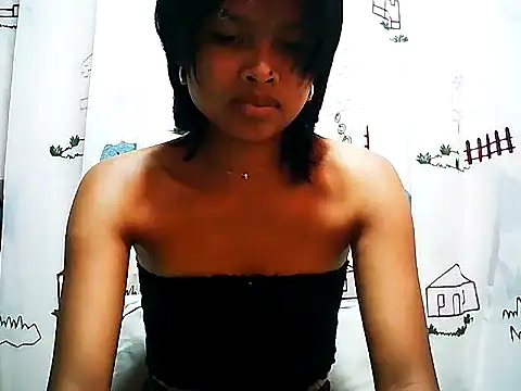 Snapshot of Rakonalie chatting on 12/28/24, 11:09 Rakonalie online show from 12/28/24, 11:09