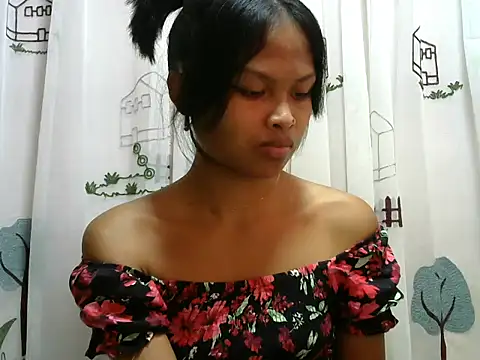 Snapshot of Rakonalie chatting on 02/06/25, 10:26 Rakonalie online show from 02/06/25, 10:26