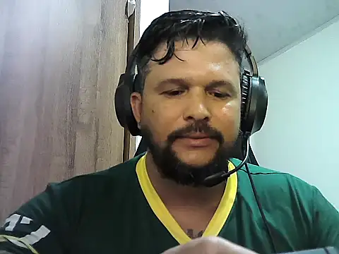 Snapshot of tupapito00 chatting on 03/18/26, 06:38 tupapito00 online show from 03/18/26, 06:38