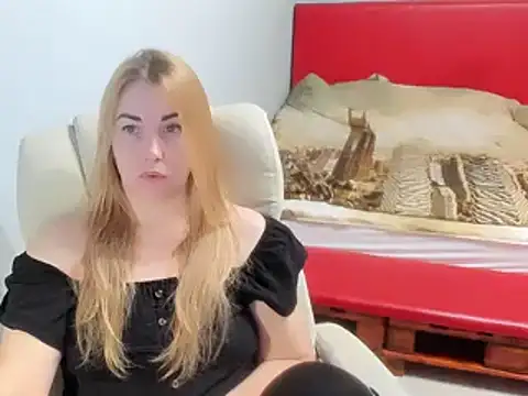 SkarletXDream online show from 01/02/25, 07:07