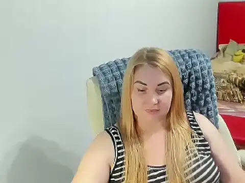 SkarletXDream online show from 02/05/25, 02:51