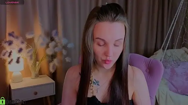 Snapshot of Wendy_mm chatting on 11/06/25, 04:08 Wendy mm online show from 11/06/25, 04:08