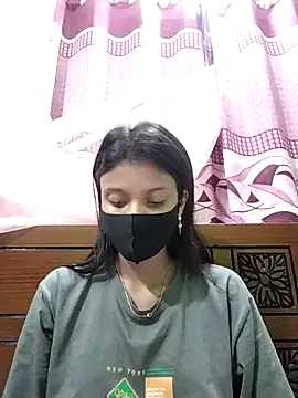 Snapshot of Jaya-Roy chatting on 12/18/24, 12:40 Jaya-Roy online show from 12/18/24, 12:40
