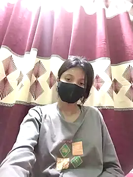 Snapshot of Jaya-Roy chatting on 12/18/24, 03:55 Jaya-Roy online show from 12/18/24, 03:55
