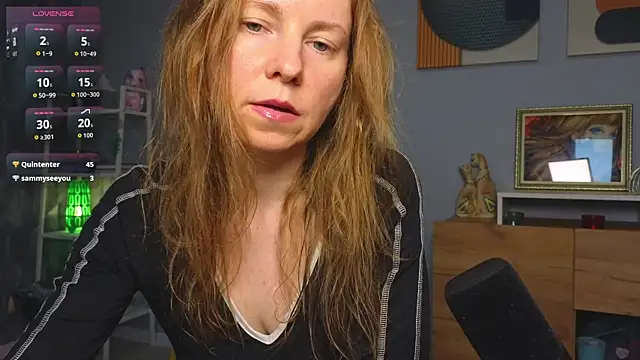Snapshot of JanePearl chatting on 06/01/26, 11:45 JanePearl online show from 06/01/26, 11:45