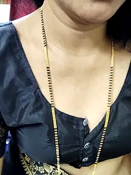 anuradha1432 online show from 09/19/25, 09:54