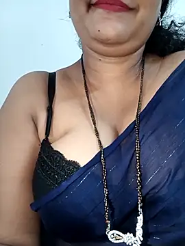 Snapshot of Nyra-23 chatting on 09/21/25, 10:17 Nyra-23 online show from 09/21/25, 10:17