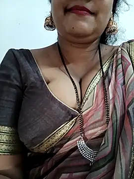 Snapshot of Nyra-23 chatting on 10/19/25, 09:43 Nyra-23 online show from 10/19/25, 09:43