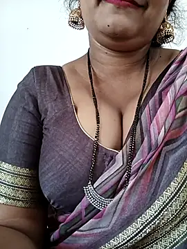 Snapshot of Nyra-23 chatting on 10/23/25, 08:13 Nyra-23 online show from 10/23/25, 08:13