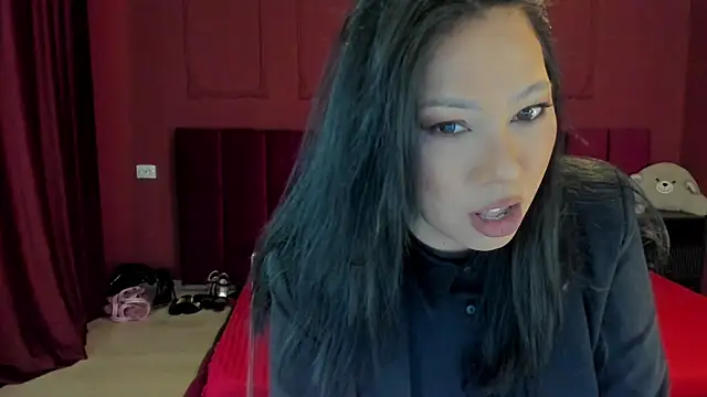 ExoticB3auty online show from 03/05/25, 08:00