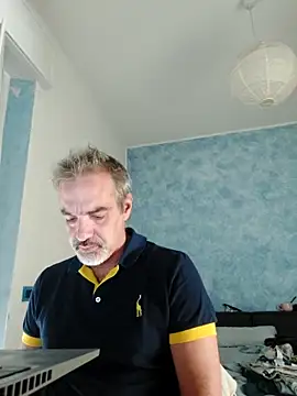 Snapshot of Marcolino183 chatting on 09/16/25, 07:31 Marcolino183 online show from 09/16/25, 07:31