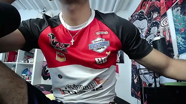 Snapshot of dylan_fun18 chatting on 10/28/25, 09:17 dylan fun18 online show from 10/28/25, 09:17