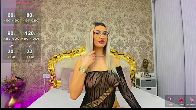 Snapshot of JulieBigAssx chatting on 02/07/25, 06:13 JulieBigAssx online show from 02/07/25, 06:13