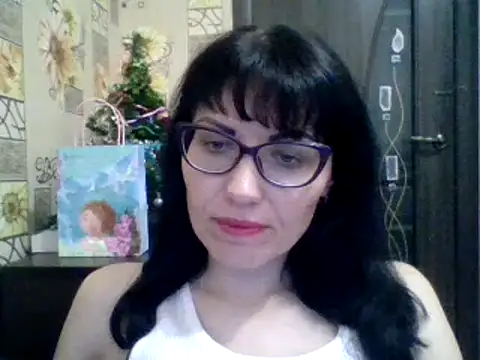 CharmingCat321 online show from 12/06/24, 08:51