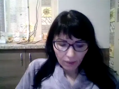 CharmingCat321 online show from 12/21/24, 08:21