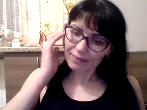CharmingCat321 online show from 12/22/24, 04:27