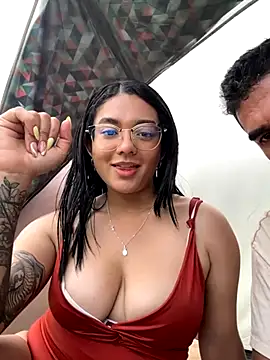 Snapshot of camianddanna chatting on 09/14/25, 04:28 camianddanna online show from 09/14/25, 04:28