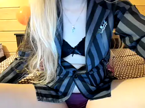 Snapshot of Cookiecutey chatting on 11/01/25, 08:16 Cookiecutey online show from 11/01/25, 08:16