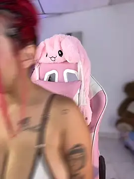 ashlyrey-1 online show from 09/14/25, 02:54