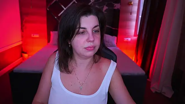 MirandaWong online show from 09/25/25, 05:00