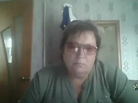 MelanieCold467 online show from 09/12/25, 10:37