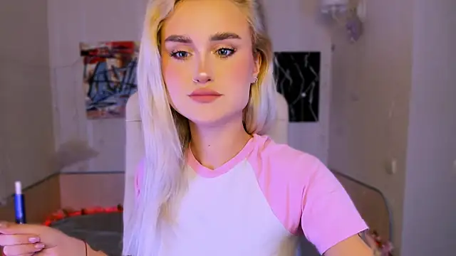  Ravenaa online show from 11/24/25, 02:28