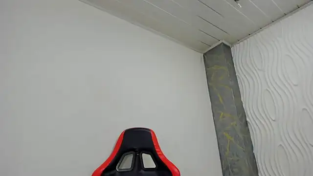 Snapshot of Catalehia_Milk chatting on 11/12/25, 08:52 Catalehia Milk online show from 11/12/25, 08:52