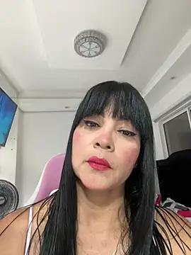 Hot beauty   online show from 06/09/26, 08:42