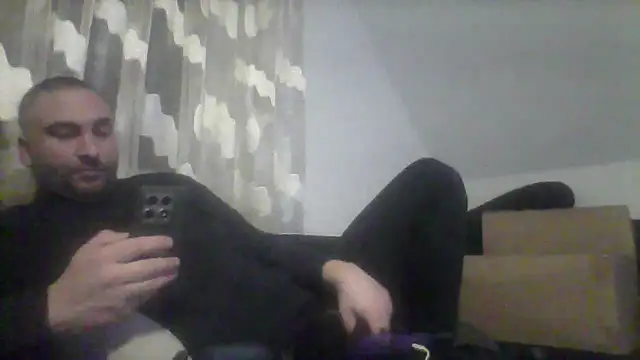 Snapshot of NewyorkDimi chatting on 01/16/25, 12:12 NewyorkDimi online show from 01/16/25, 12:12