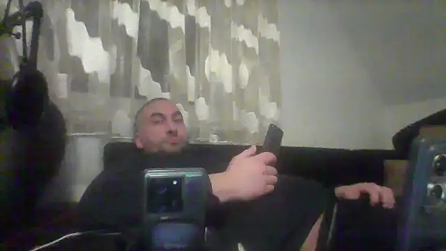 Snapshot of NewyorkDimi chatting on 01/20/25, 02:53 NewyorkDimi online show from 01/20/25, 02:53