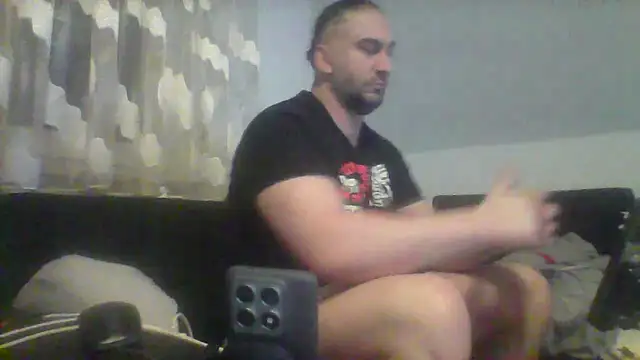 Snapshot of NewyorkDimi chatting on 02/14/25, 01:13 NewyorkDimi online show from 02/14/25, 01:13