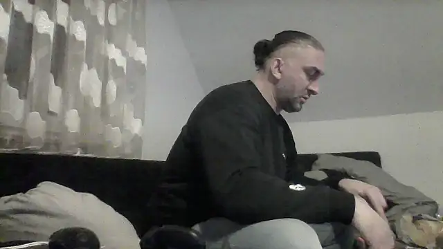 Snapshot of NewyorkDimi chatting on 03/07/25, 02:25 NewyorkDimi online show from 03/07/25, 02:25