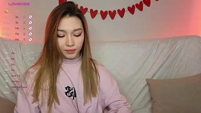 LuxuryGirl   online show from 03/08/25, 08:22
