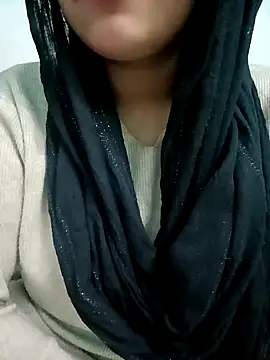 Alia-07 online show from 12/04/24, 07:39