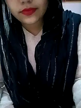 Alia-07 online show from 12/17/24, 11:17