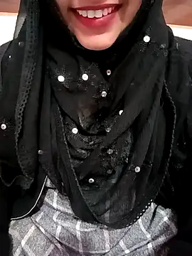 Alia-07 online show from 12/31/24, 11:31