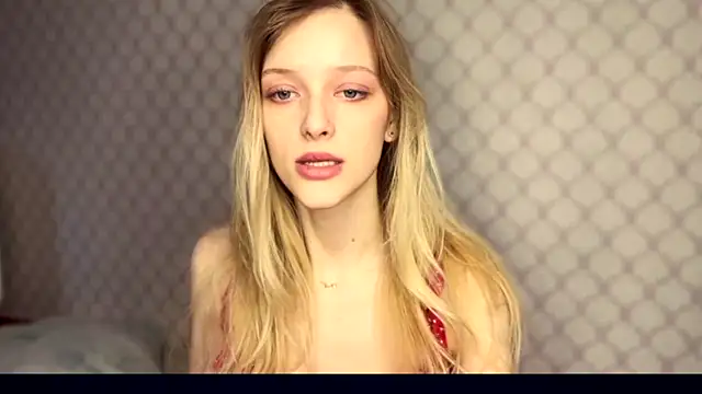 Evvie Summn1 online show from 12/16/25, 10:20