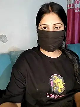 Kritika Hotty online show from 02/21/25, 04:05