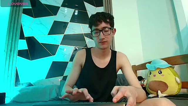 Erik Osorio online show from 03/08/25, 01:39