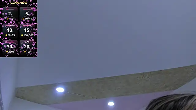 Snapshot of PandoraRider chatting on 11/22/25, 01:21 PandoraRider online show from 11/22/25, 01:21