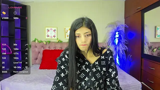 Lia Keen online show from 12/10/24, 08:05