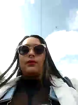 ambar 07 online show from 01/29/25, 02:21