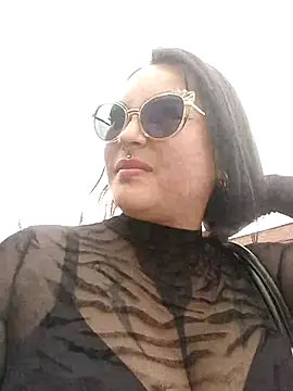 ambar 07 online show from 02/14/25, 07:12