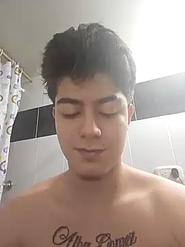 MaxxiCruz online show from 01/04/25, 07:34