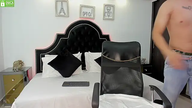 MaxxiCruz online show from 02/21/25, 03:12