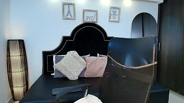 MaxxiCruz online show from 09/25/25, 12:58