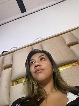 nina carther online show from 09/28/25, 11:04