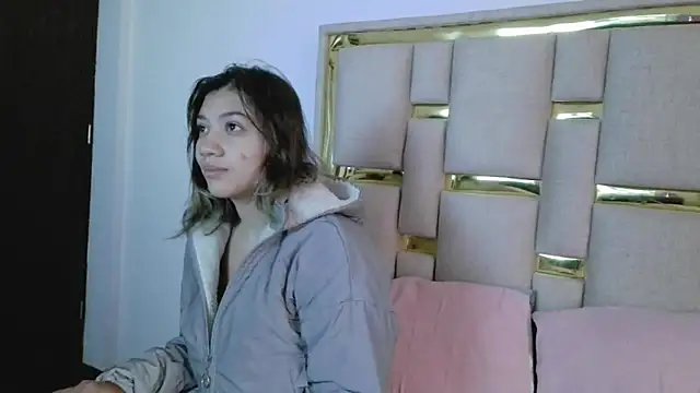 nina carther online show from 11/22/25, 11:20