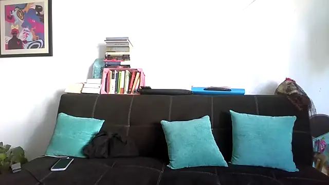 Snapshot of Tiramisu89 chatting on 10/28/25, 06:10 Tiramisu89 online show from 10/28/25, 06:10