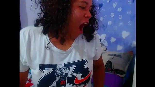 Snapshot of perverted_couple_- chatting on 09/27/25, 01:38 perverted couple - online show from 09/27/25, 01:38